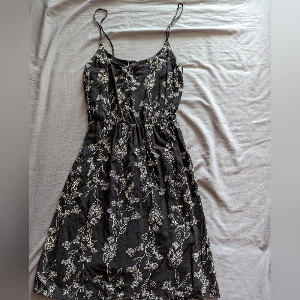 Old Navy floral dress